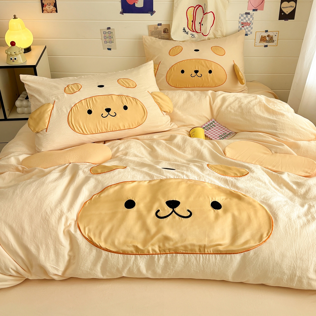 91家纺网 家纺一手货源 找家纺 色鬼布艺高端家居主号 2026新款韩国设计师款仿古棉可爱毛巾绣四件套 快乐狗狗-黄