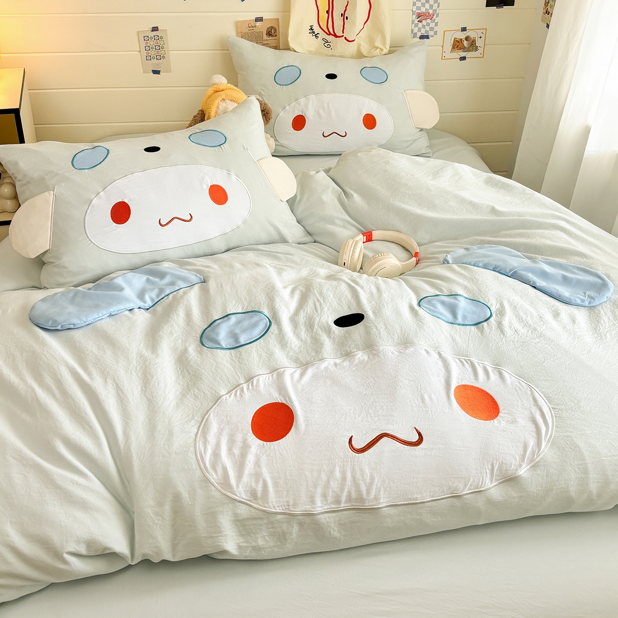 91家纺网 家纺一手货源 找家纺 色鬼布艺高端家居主号 2026新款韩国设计师款仿古棉可爱毛巾绣四件套 快乐狗狗-蓝