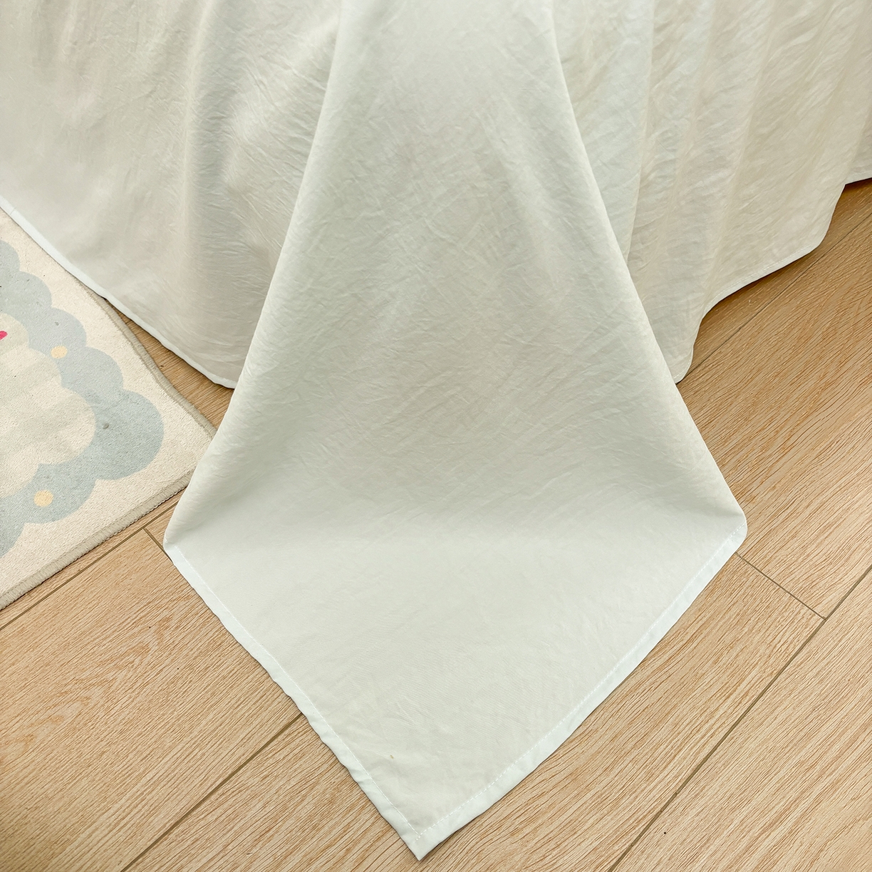 91家纺网 家纺一手货源 找家纺 色鬼布艺高端家居主号 2026新款韩国设计师款仿古棉可爱毛巾绣四件套 快乐狗狗-蓝