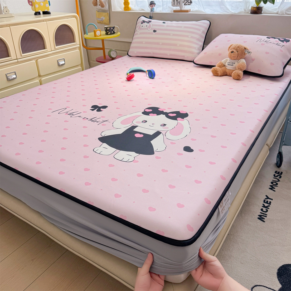 91家纺网 家纺一手货源 找家纺 雯豆家纺 【10A抗菌包检测】2026新款小冰皮床笠大版卡通床笠夏季凉感床笠软席子 小冰皮床笠-安妮兔