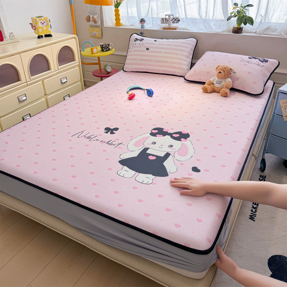 91家纺网 家纺一手货源 找家纺 雯豆家纺 【10A抗菌包检测】2026新款小冰皮床笠大版卡通床笠夏季凉感床笠软席子 小冰皮床笠-安妮兔