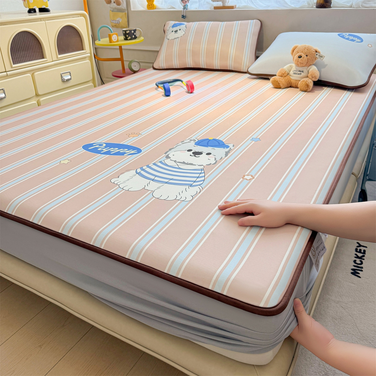 91家纺网 家纺一手货源 找家纺 雯豆家纺 【10A抗菌包检测】2026新款小冰皮床笠大版卡通床笠夏季凉感床笠软席子 小冰皮床笠-西高地