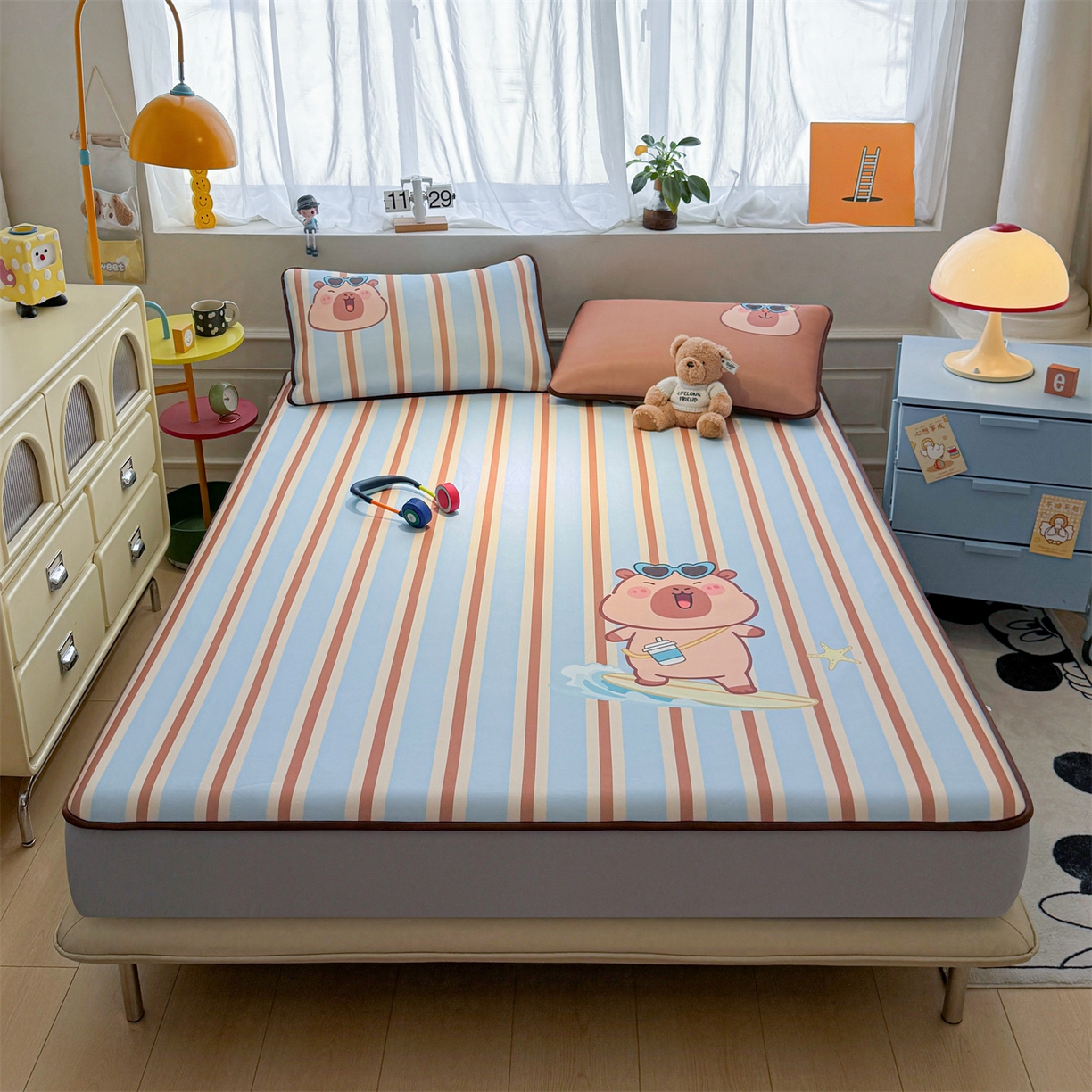 91家纺网 家纺一手货源 找家纺 雯豆家纺 【10A抗菌包检测】2026新款小冰皮床笠大版卡通床笠夏季凉感床笠软席子 小冰皮床笠-水豚冲浪记