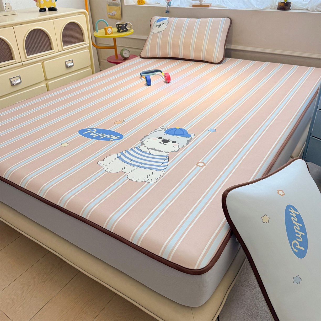 91家纺网 家纺一手货源 找家纺 雯豆家纺 【10A抗菌包检测】2026新款小冰皮床笠大版卡通床笠夏季凉感床笠软席子 小冰皮床笠-西高地