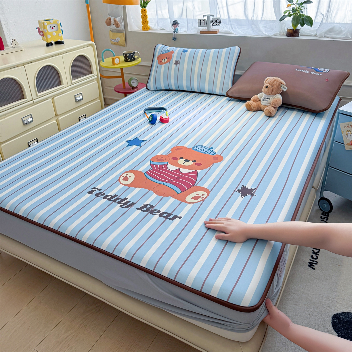 91家纺网 家纺一手货源 找家纺 雯豆家纺 【10A抗菌包检测】2026新款小冰皮床笠大版卡通床笠夏季凉感床笠软席子 小冰皮床笠-泰迪熊