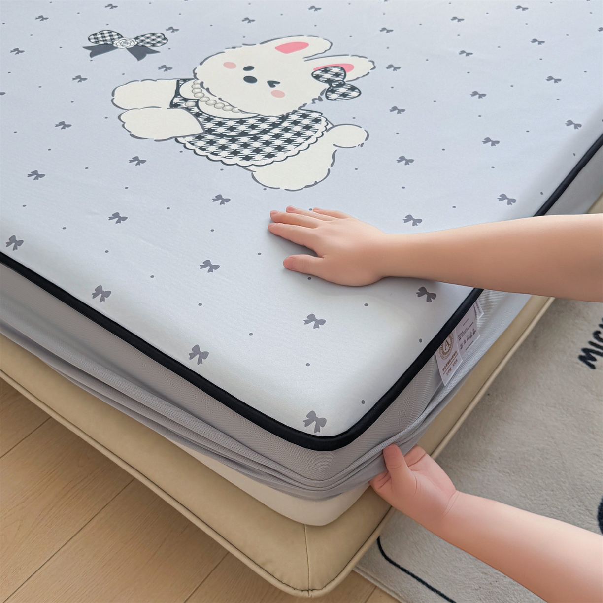 91家纺网 家纺一手货源 找家纺 雯豆家纺 【10A抗菌包检测】2026新款小冰皮床笠大版卡通床笠夏季凉感床笠软席子 小冰皮床笠-香香兔