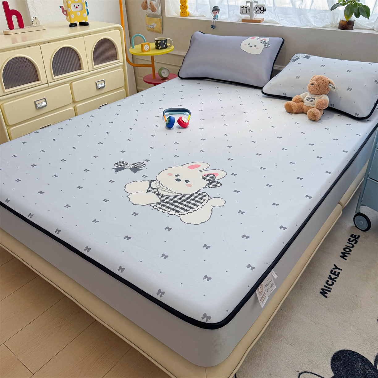 91家纺网 家纺一手货源 找家纺 雯豆家纺 【10A抗菌包检测】2026新款小冰皮床笠大版卡通床笠夏季凉感床笠软席子 小冰皮床笠-香香兔