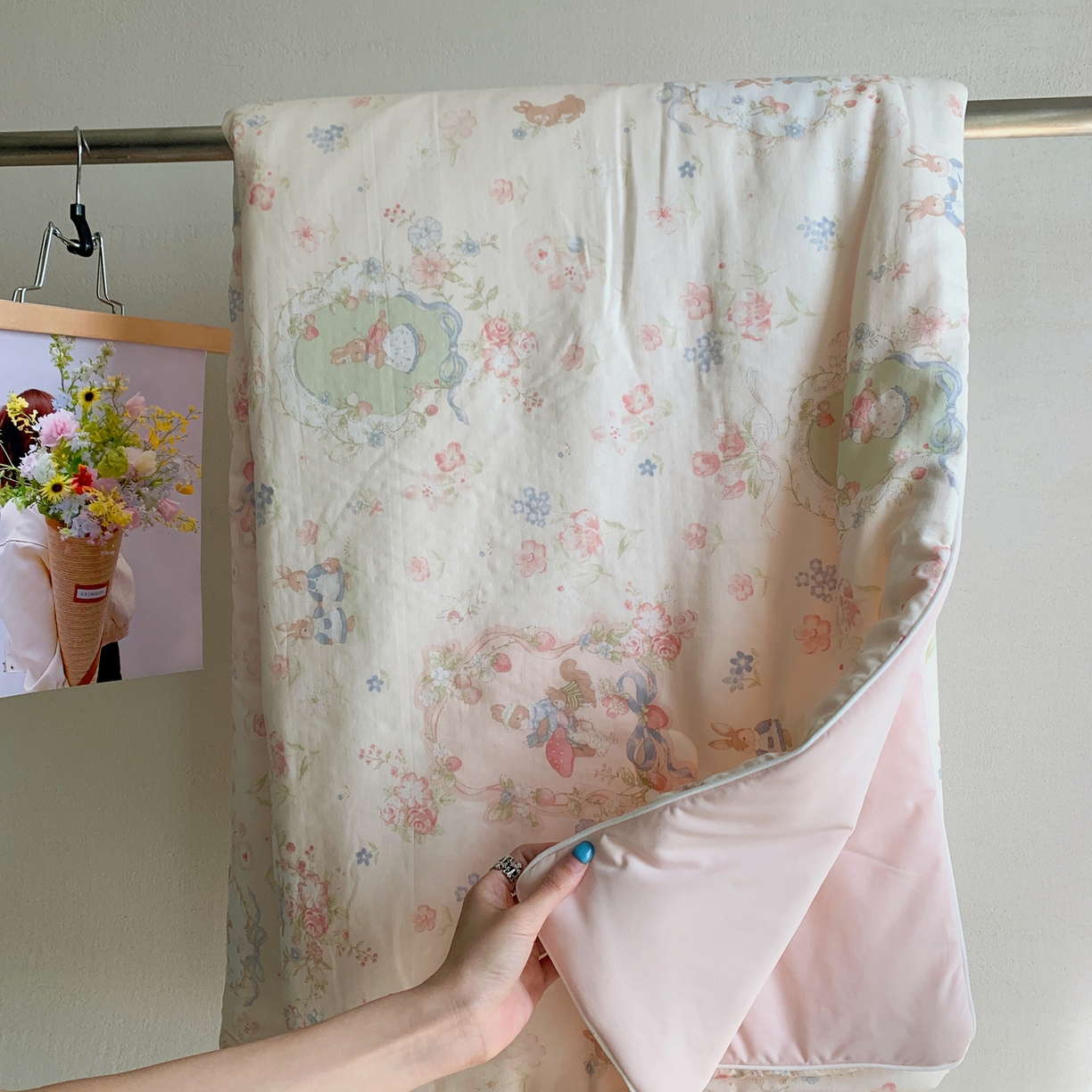 91家纺网 家纺一手货源 找家纺 桃喜 2026新款冰纱夏被夏凉被空调被 爱丽丝