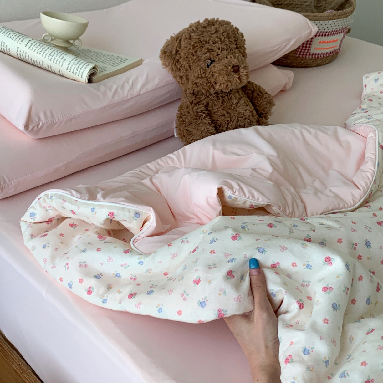 91家纺网 家纺一手货源 找家纺 桃喜 2026新款冰纱夏被夏凉被空调被 浅雾蔷薇