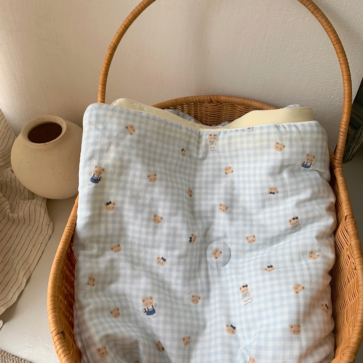 91家纺网 家纺一手货源 找家纺 桃喜 2026新款冰纱夏被夏凉被空调被 蓝格小熊