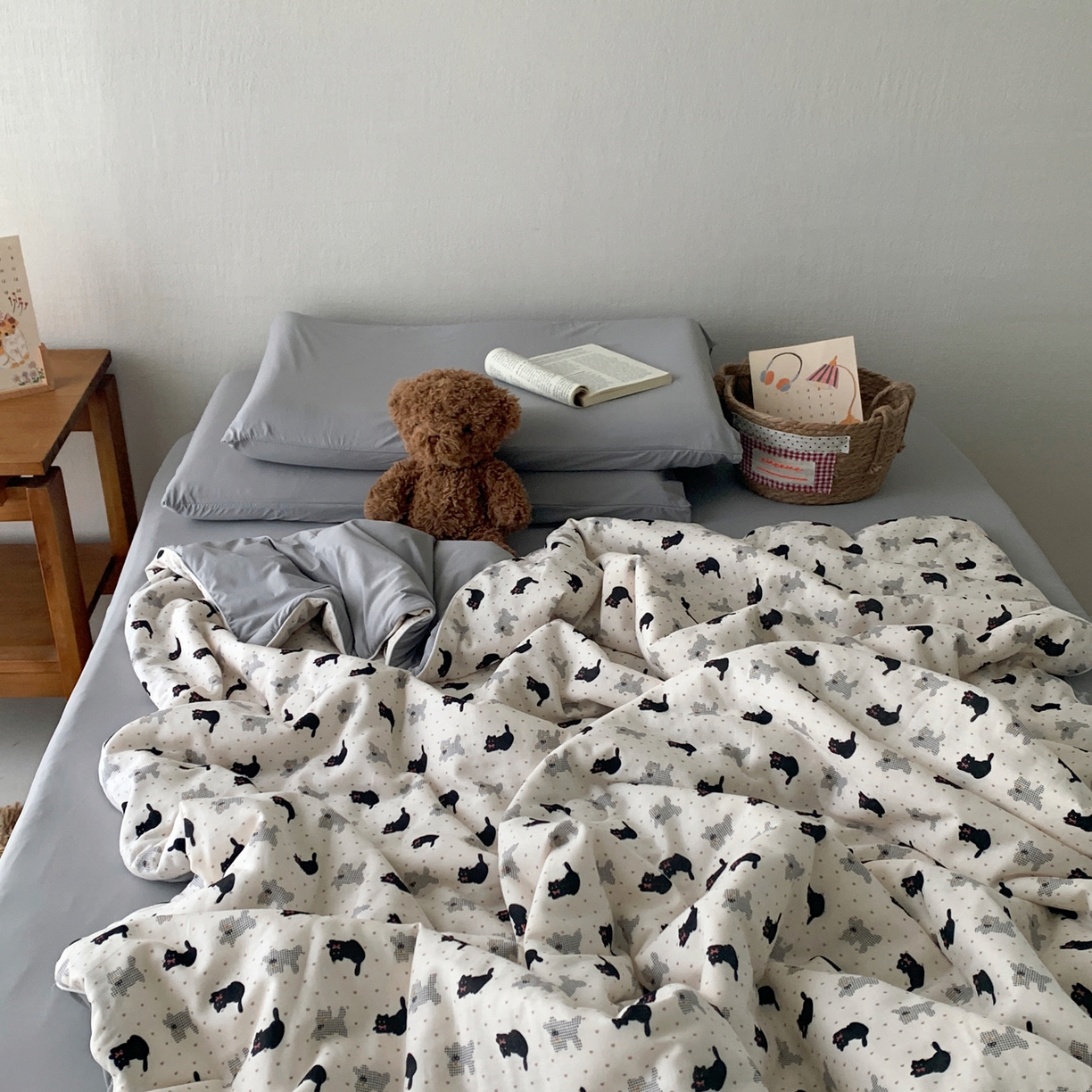 91家纺网 家纺一手货源 找家纺 桃喜 2026新款冰纱夏被夏凉被空调被 波点小黑猫