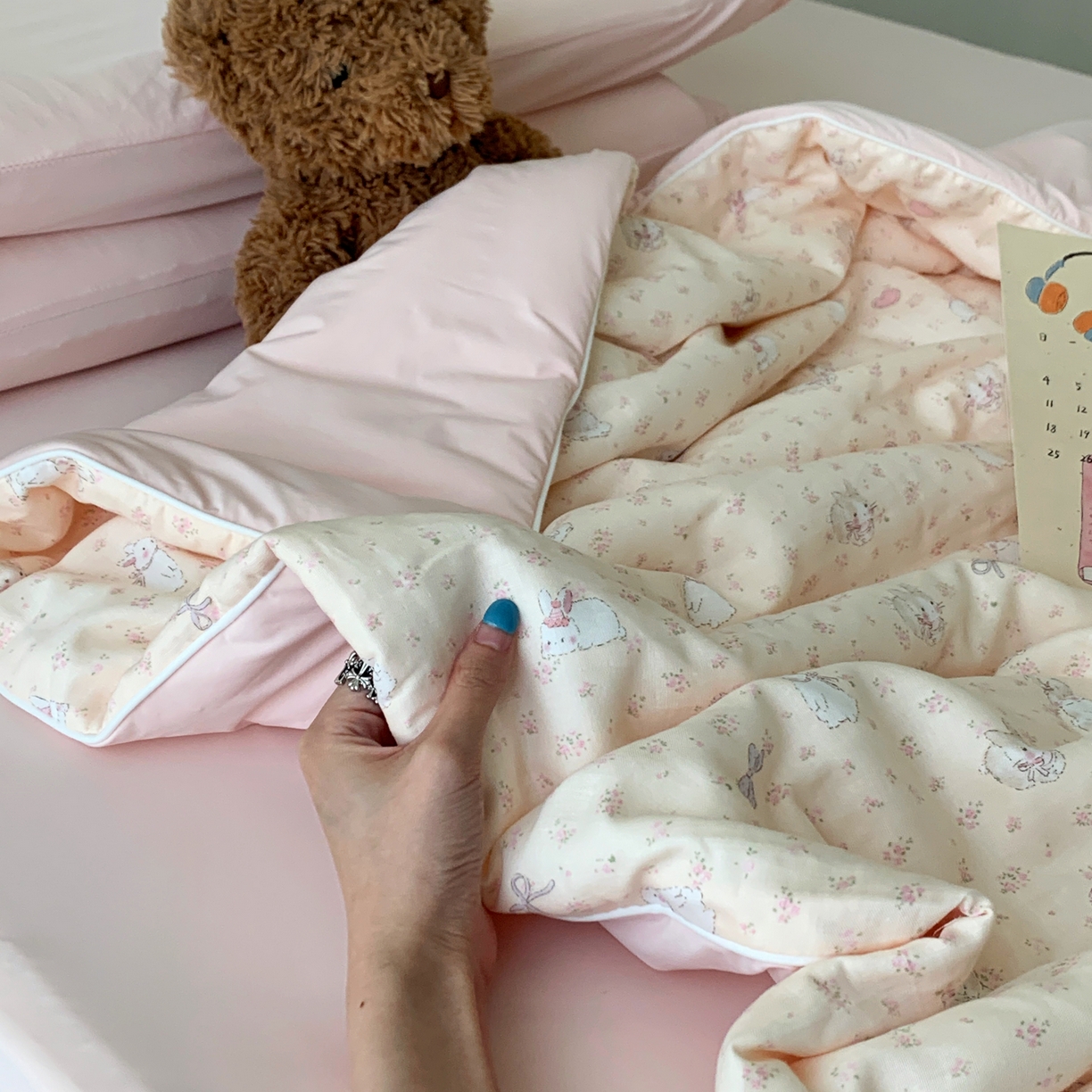 91家纺网 家纺一手货源 找家纺 桃喜 2026新款冰纱夏被夏凉被空调被 软萌兔兔