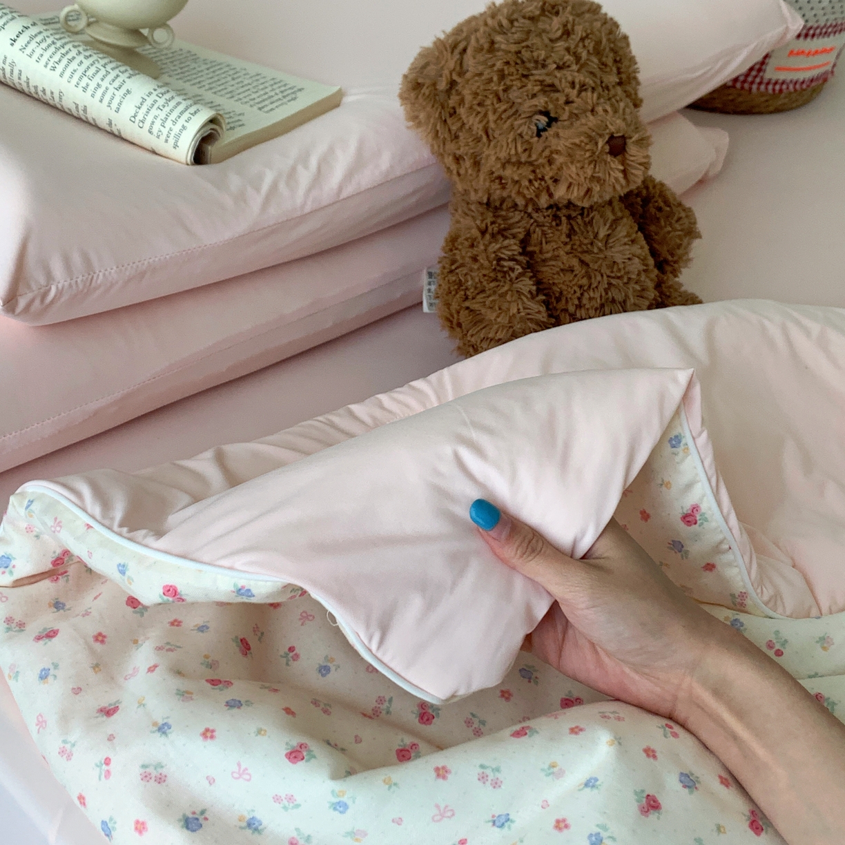 91家纺网 家纺一手货源 找家纺 桃喜 2026新款冰纱夏被夏凉被空调被 浅雾蔷薇