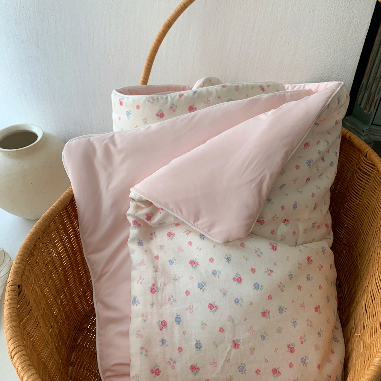 91家纺网 家纺一手货源 找家纺 桃喜 2026新款冰纱夏被夏凉被空调被 浅雾蔷薇