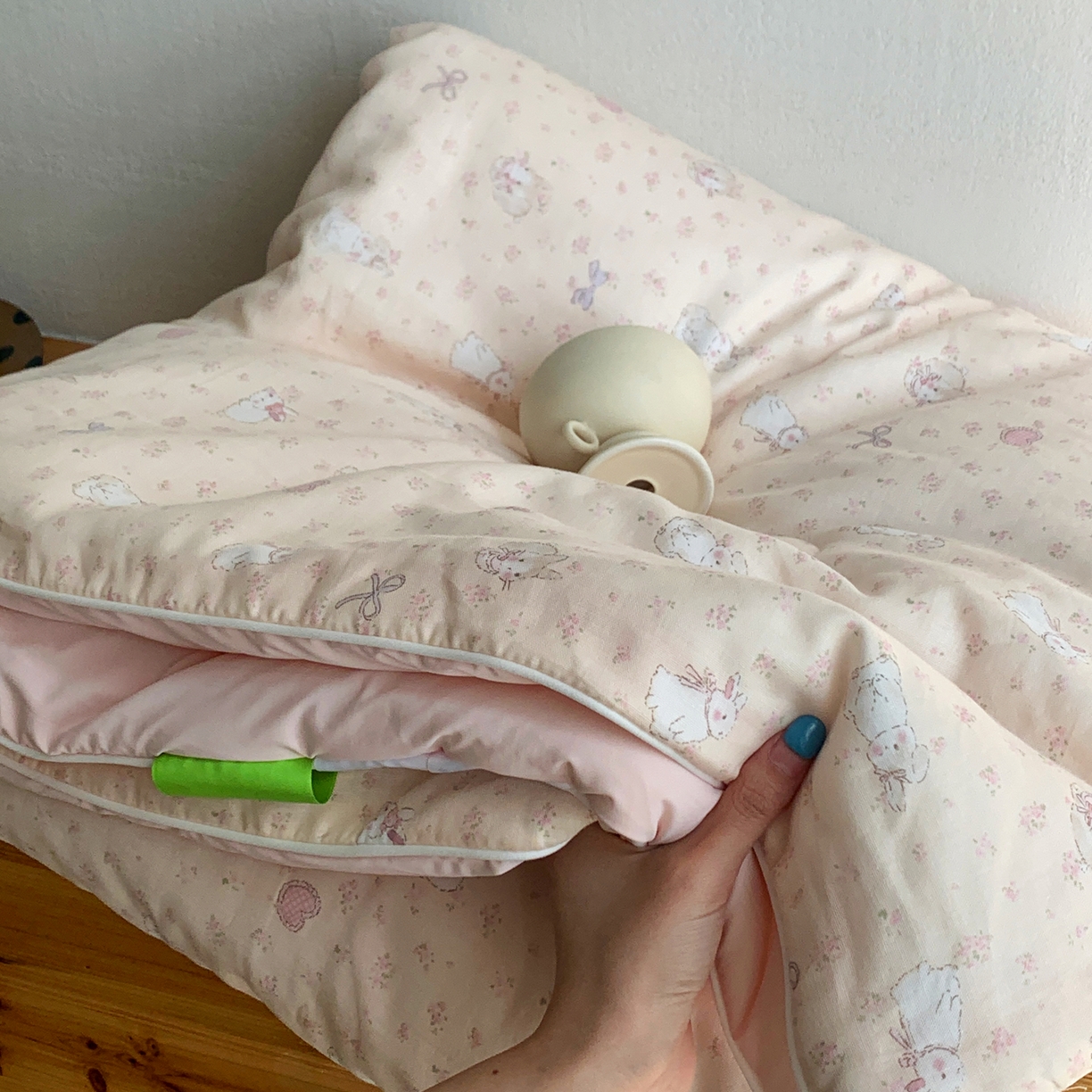 91家纺网 家纺一手货源 找家纺 桃喜 2026新款冰纱夏被夏凉被空调被 软萌兔兔