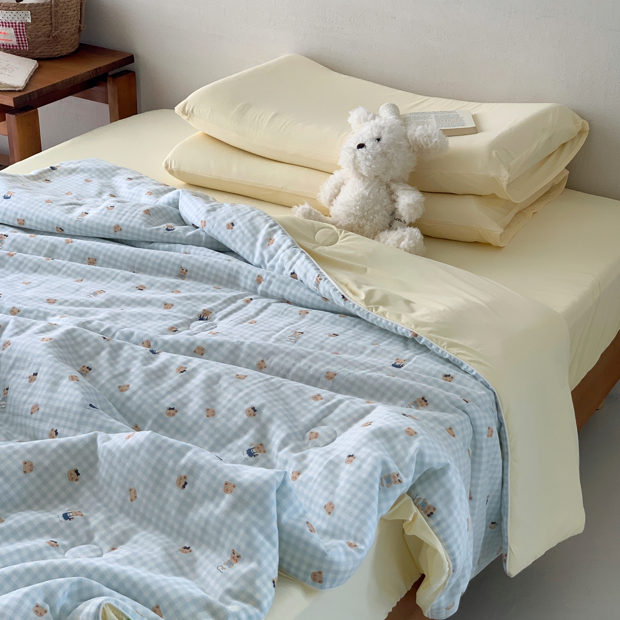 91家纺网 家纺一手货源 找家纺 桃喜 2026新款冰纱夏被夏凉被空调被 蓝格小熊