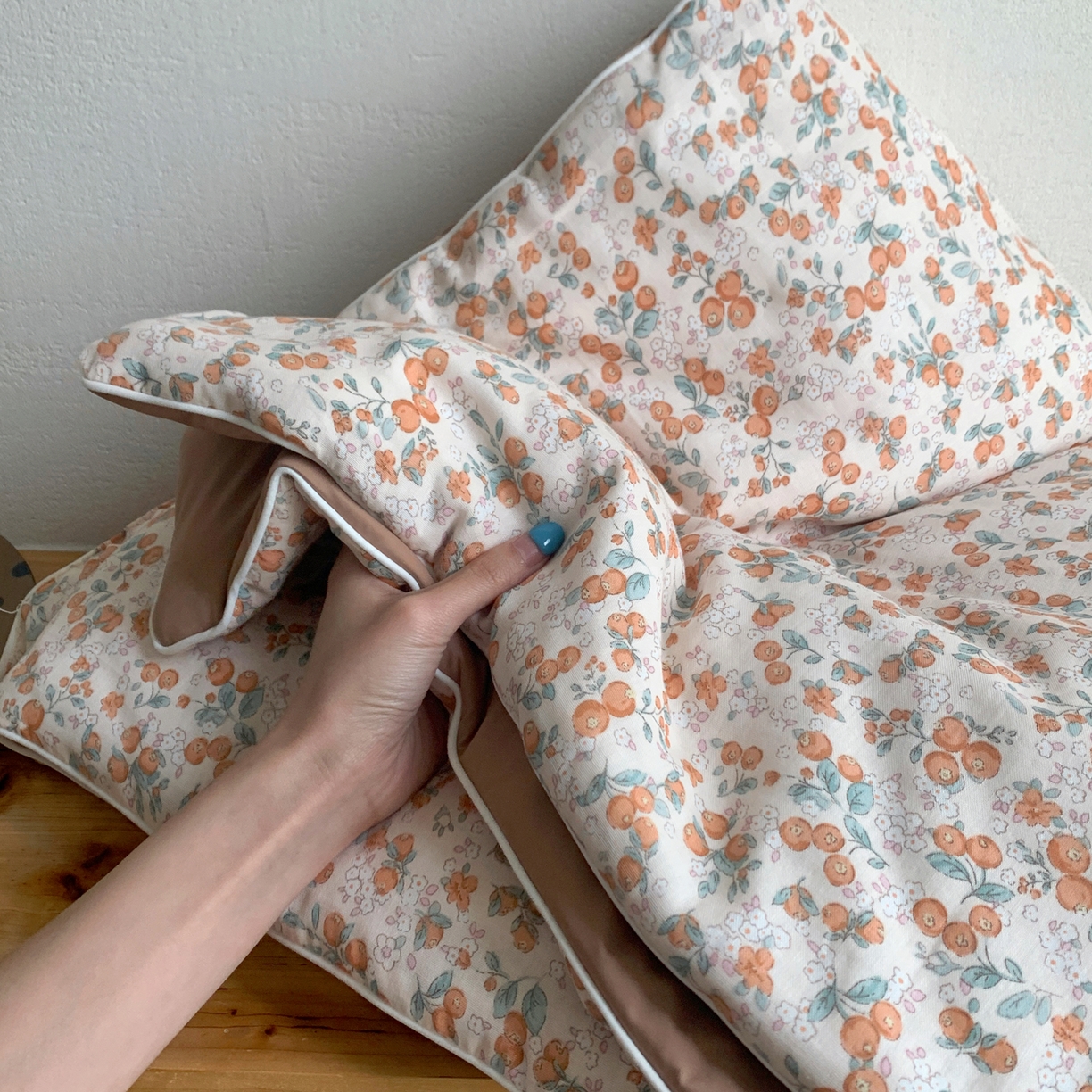 91家纺网 家纺一手货源 找家纺 桃喜 2026新款冰纱夏被夏凉被空调被 柿柿如意