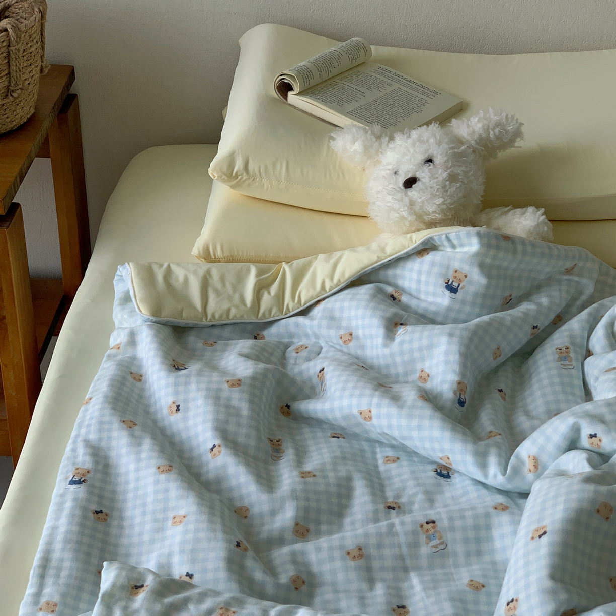 91家纺网 家纺一手货源 找家纺 桃喜 2026新款冰纱夏被夏凉被空调被 蓝格小熊