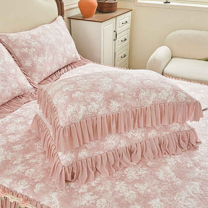 91家纺网 家纺一手货源 找家纺 （总）好儿喜家纺 2026新款A类海洋丝豆豆床裙凉席席子凉席三件套-莫奈玫瑰