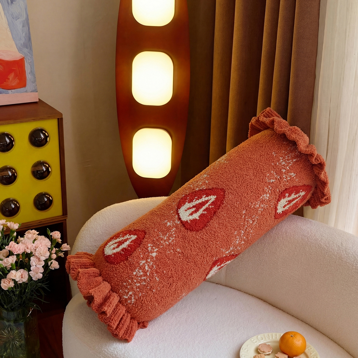 91家纺网 家纺一手货源 找家纺 （总）暖绵绵家纺 2026新款草莓多巴胺长条抱枕-草莓尖尖