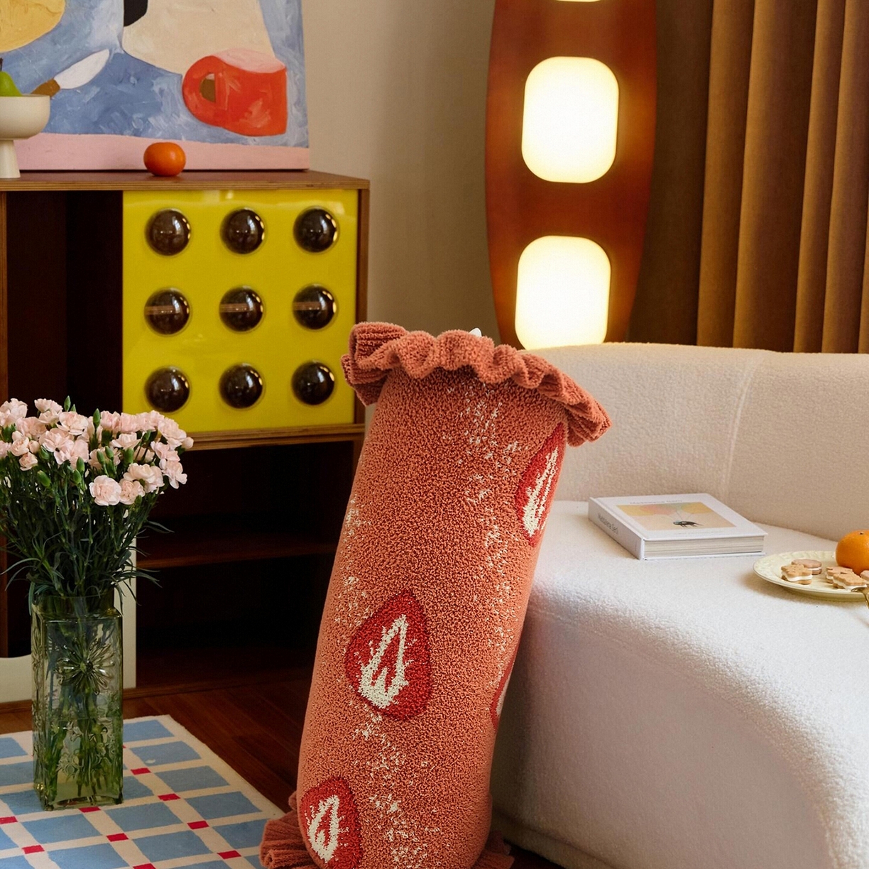 91家纺网 家纺一手货源 找家纺 （总）暖绵绵家纺 2026新款草莓多巴胺长条抱枕-草莓尖尖