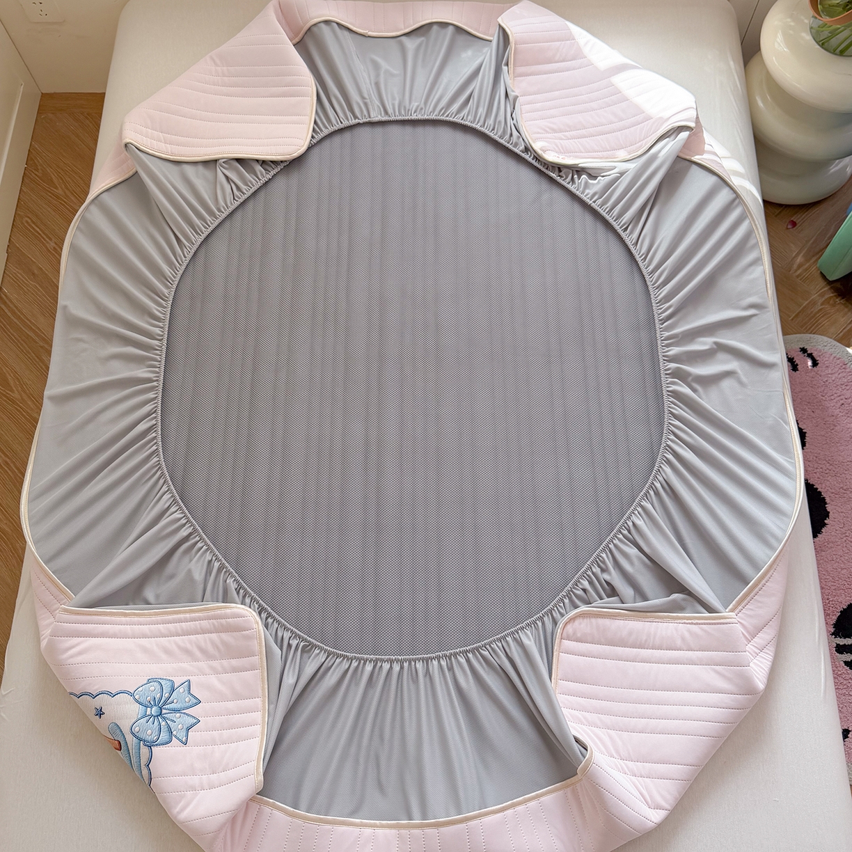 91家纺网 家纺一手货源 找家纺 TT.one 塔塔家居 2026新款A类夏日裸感凉感夏凉垫--小马系列 小马-少女粉