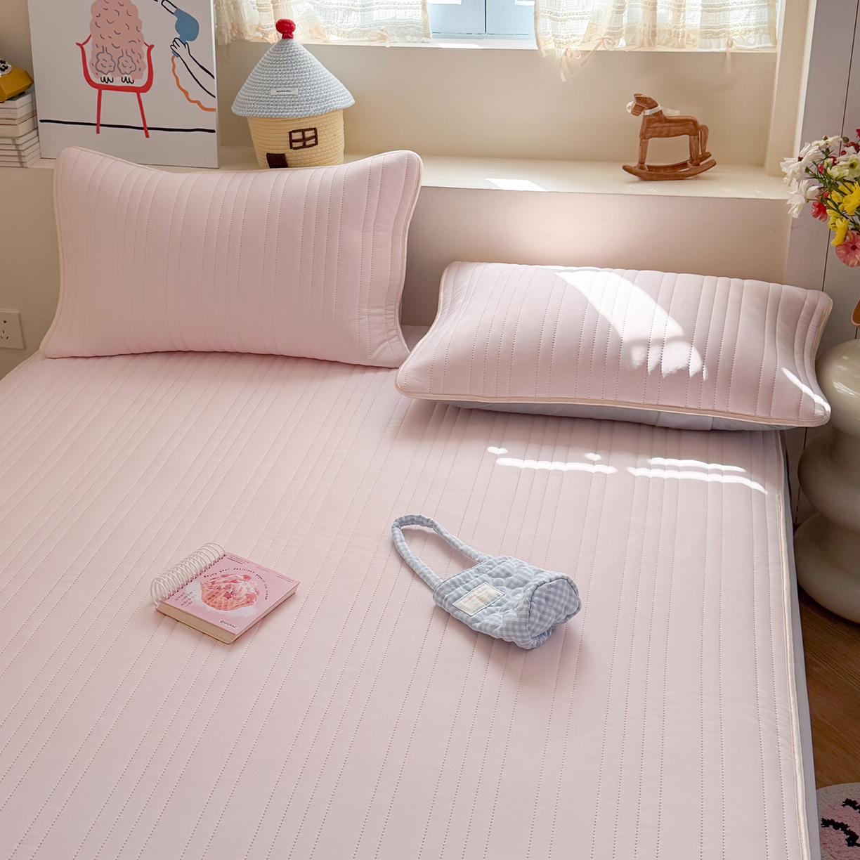 91家纺网 家纺一手货源 找家纺 TT.one 塔塔家居 2026新款A类夏日裸感凉感夏凉垫--小马系列 小马-少女粉