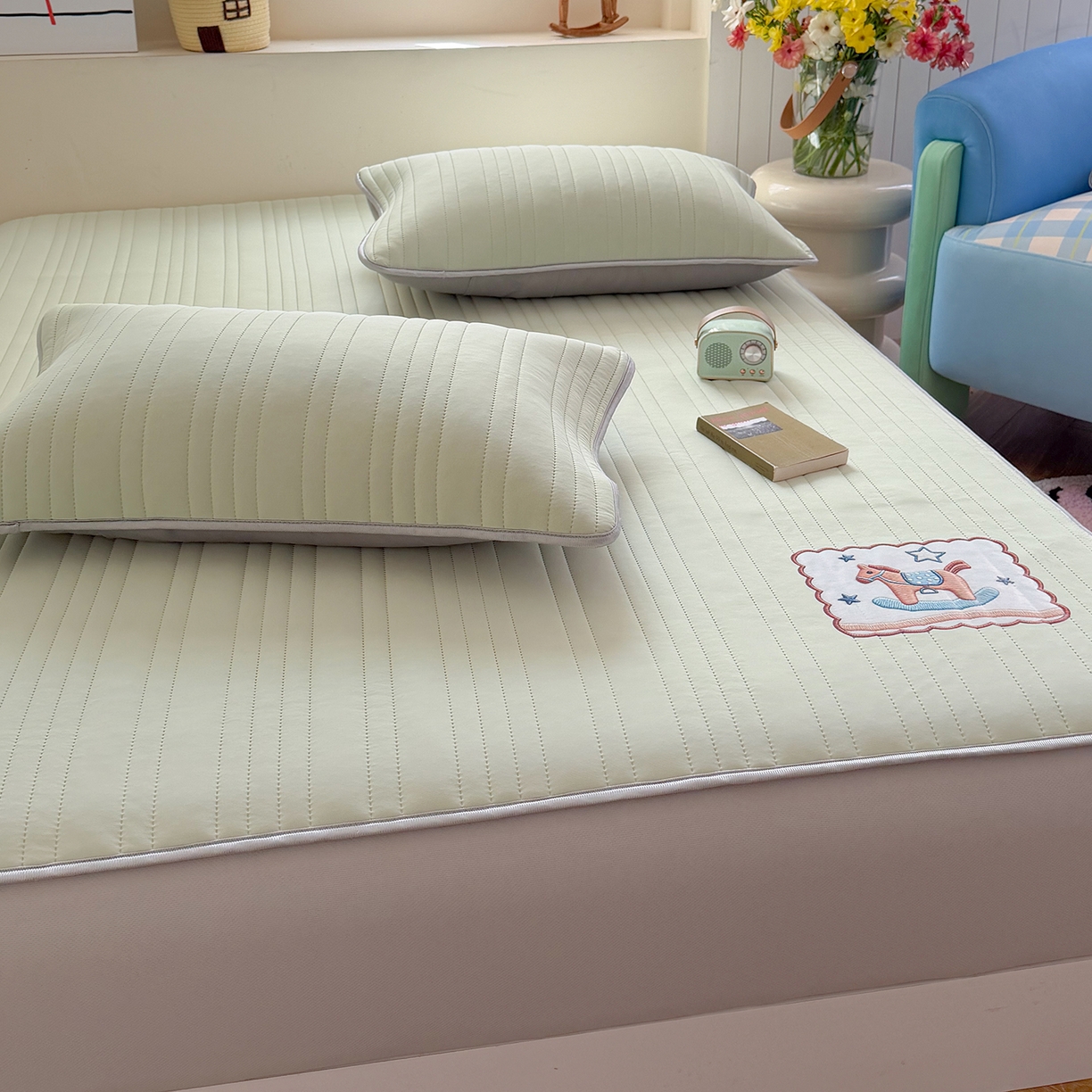 91家纺网 家纺一手货源 找家纺 TT.one 塔塔家居 2026新款A类夏日裸感凉感夏凉垫--小马系列 小马-薄荷绿