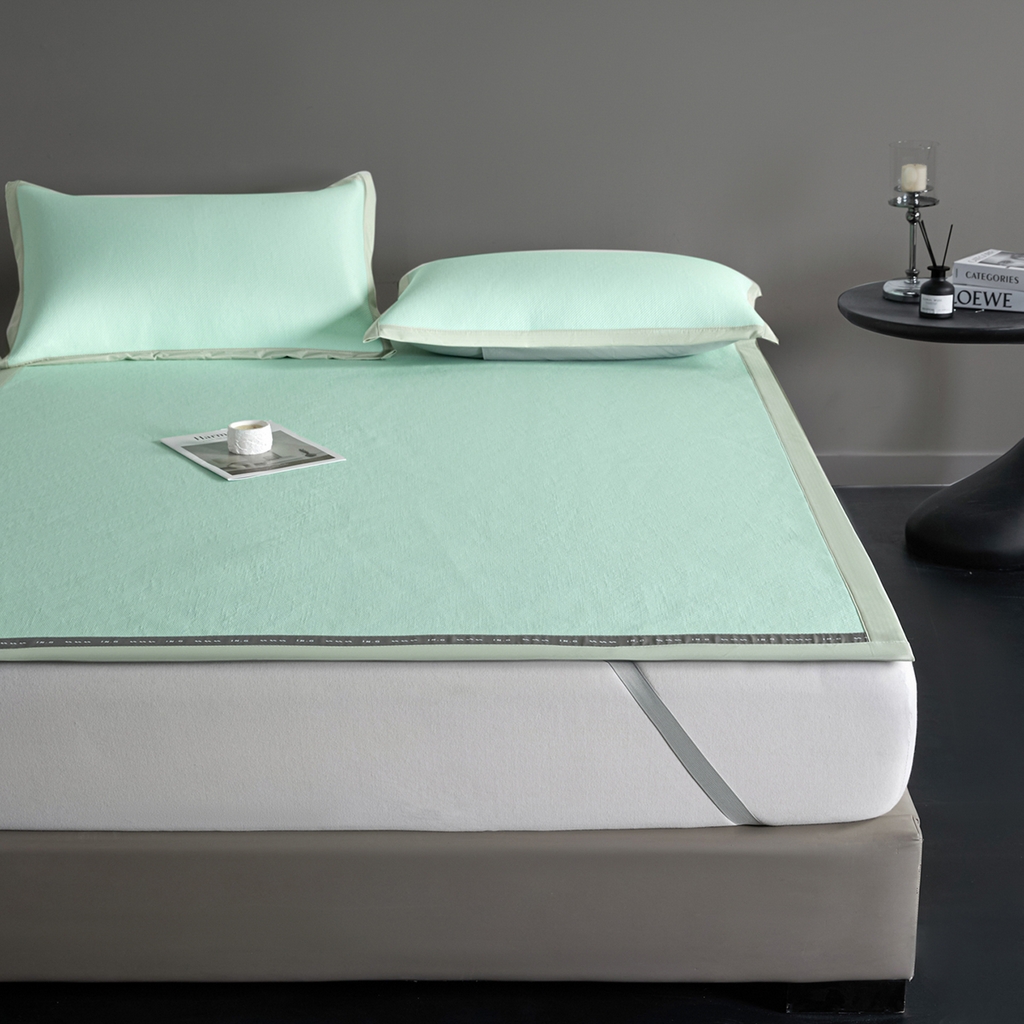 91家纺网 家纺一手货源 找家纺 印季家纺 2026新款可水洗织带款凉感冰藤软席 水绿