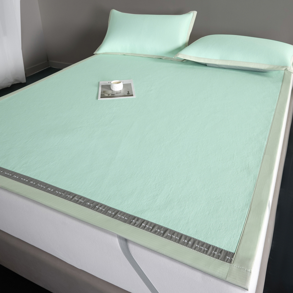 91家纺网 家纺一手货源 找家纺 印季家纺 2026新款可水洗织带款凉感冰藤软席 水绿