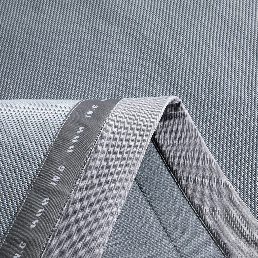 91家纺网 家纺一手货源 找家纺 印季家纺 2026新款可水洗织带款凉感冰藤软席 深灰