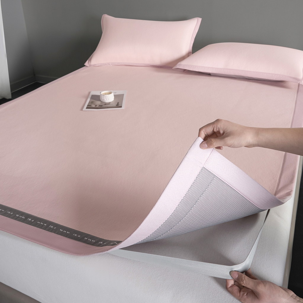 91家纺网 家纺一手货源 找家纺 印季家纺 2026新款可水洗织带款凉感冰藤软席 粉色