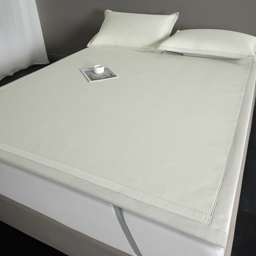 91家纺网 家纺一手货源 找家纺 印季家纺 2026新款可水洗织带款凉感冰藤软席 米黄