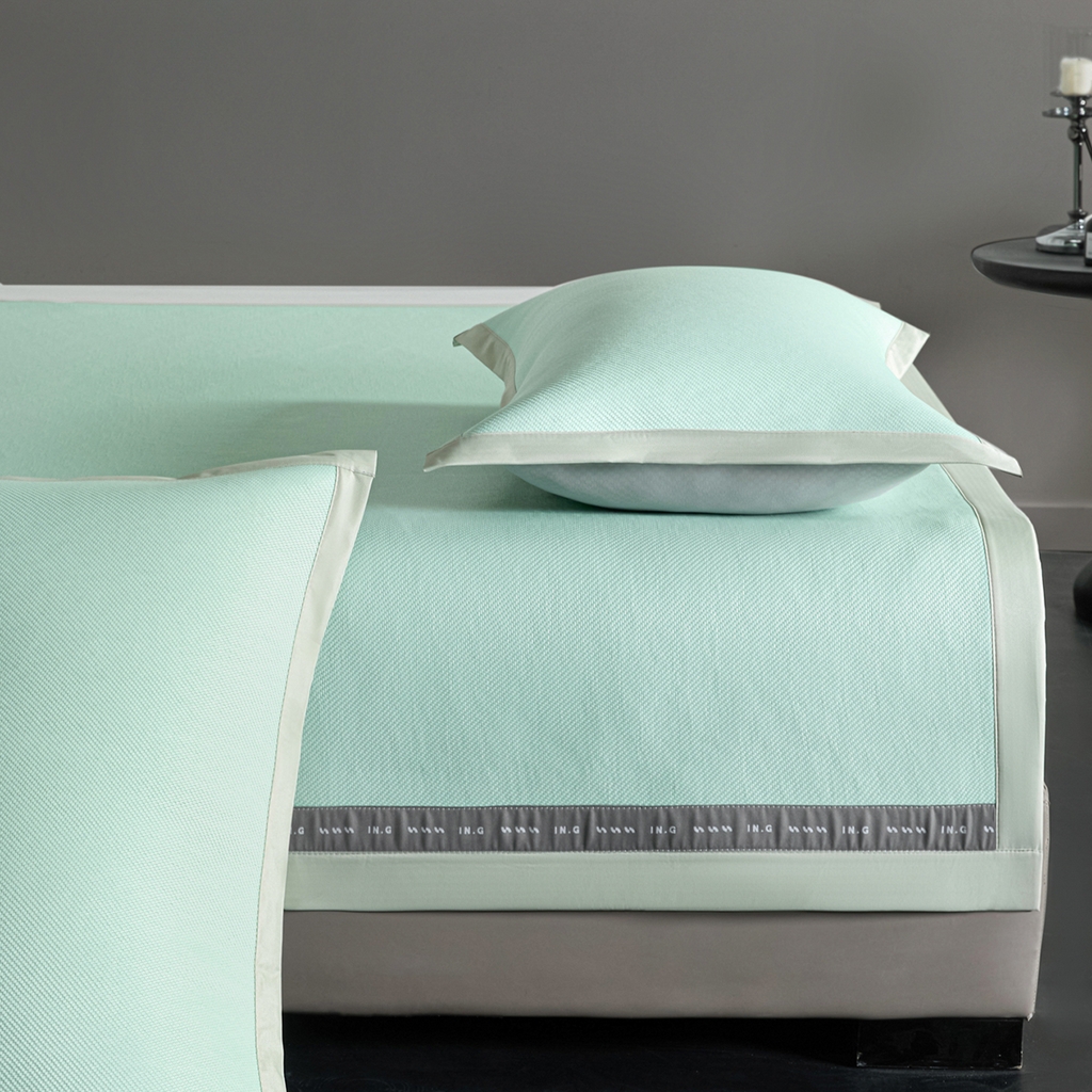 91家纺网 家纺一手货源 找家纺 印季家纺 2026新款可水洗织带款凉感冰藤软席 水绿