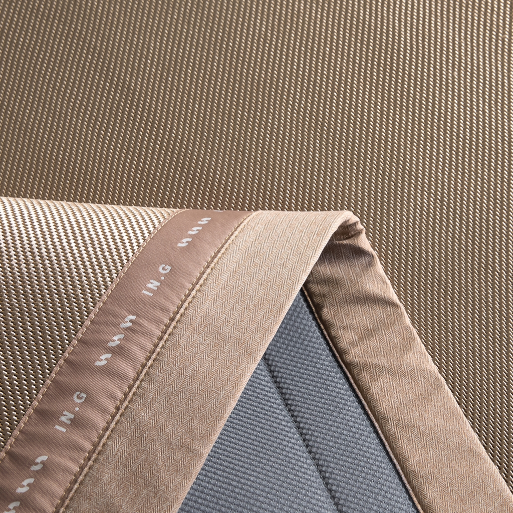 91家纺网 家纺一手货源 找家纺 印季家纺 2026新款可水洗织带款凉感冰藤软席 金咖