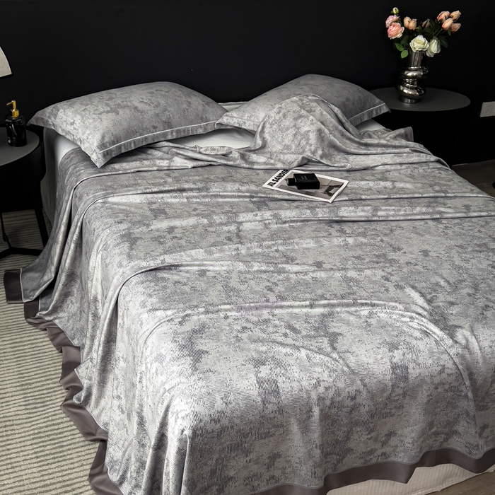 91家纺网 家纺一手货源 找家纺 印季家纺 2026新款色织提花100%竹纤维床单凉席 雾梦-乌云灰