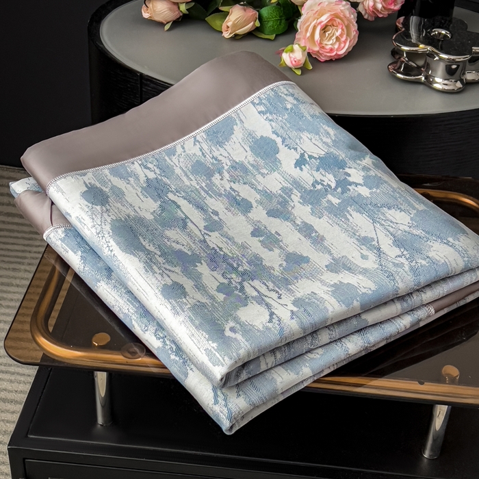 91家纺网 家纺一手货源 找家纺 印季家纺 2026新款色织提花100%竹纤维床单凉席 芷梵秋影-蓝