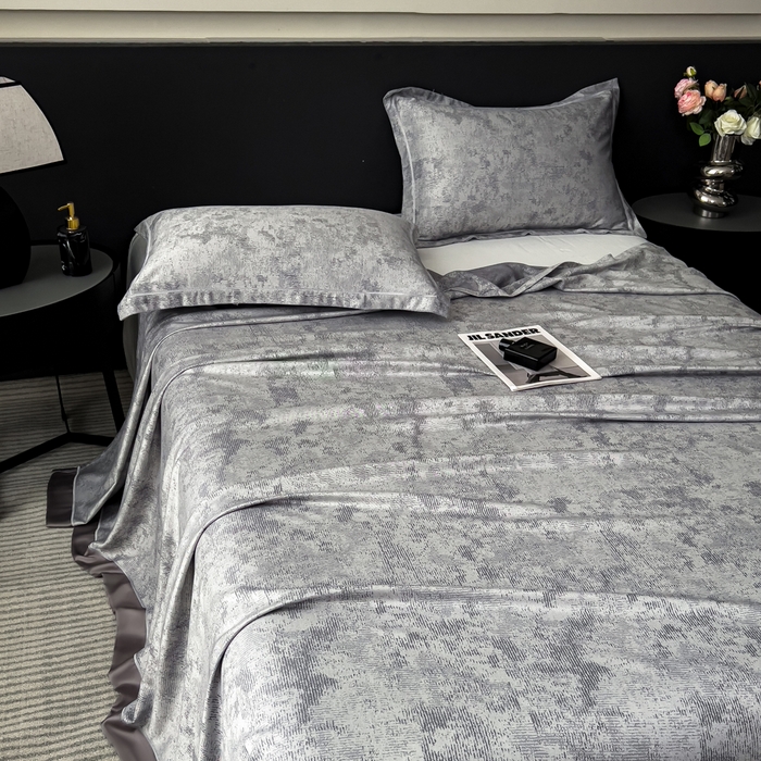 91家纺网 家纺一手货源 找家纺 印季家纺 2026新款色织提花100%竹纤维床单凉席 雾梦-乌云灰