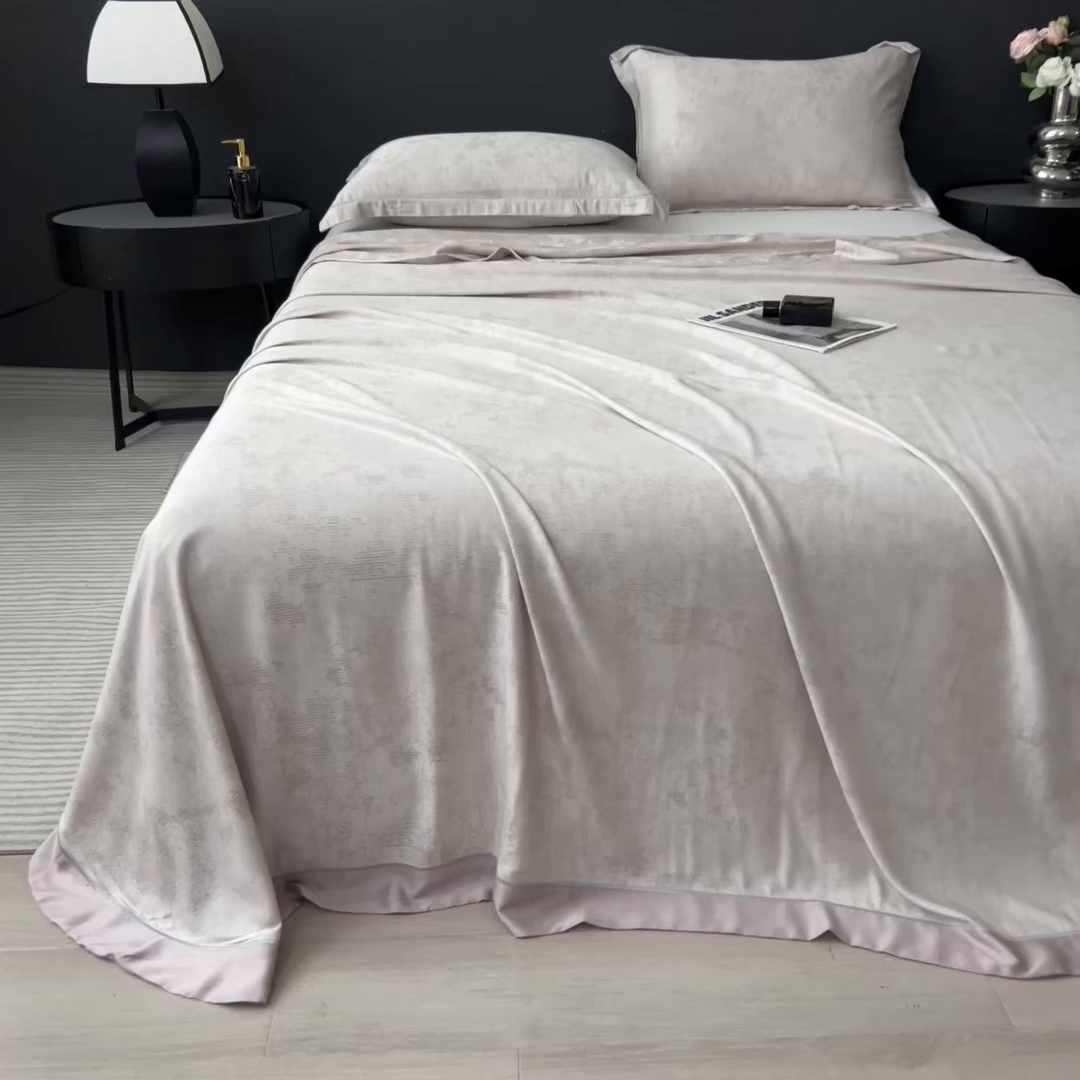 91家纺网 家纺一手货源 找家纺 印季家纺 2026新款色织提花100%竹纤维床单凉席 雾梦-浅棕茶