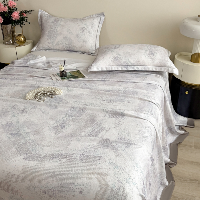 91家纺网 家纺一手货源 找家纺 印季家纺 2026新款数码印花竹纤维+莱赛尔床单凉席 情愫-灰