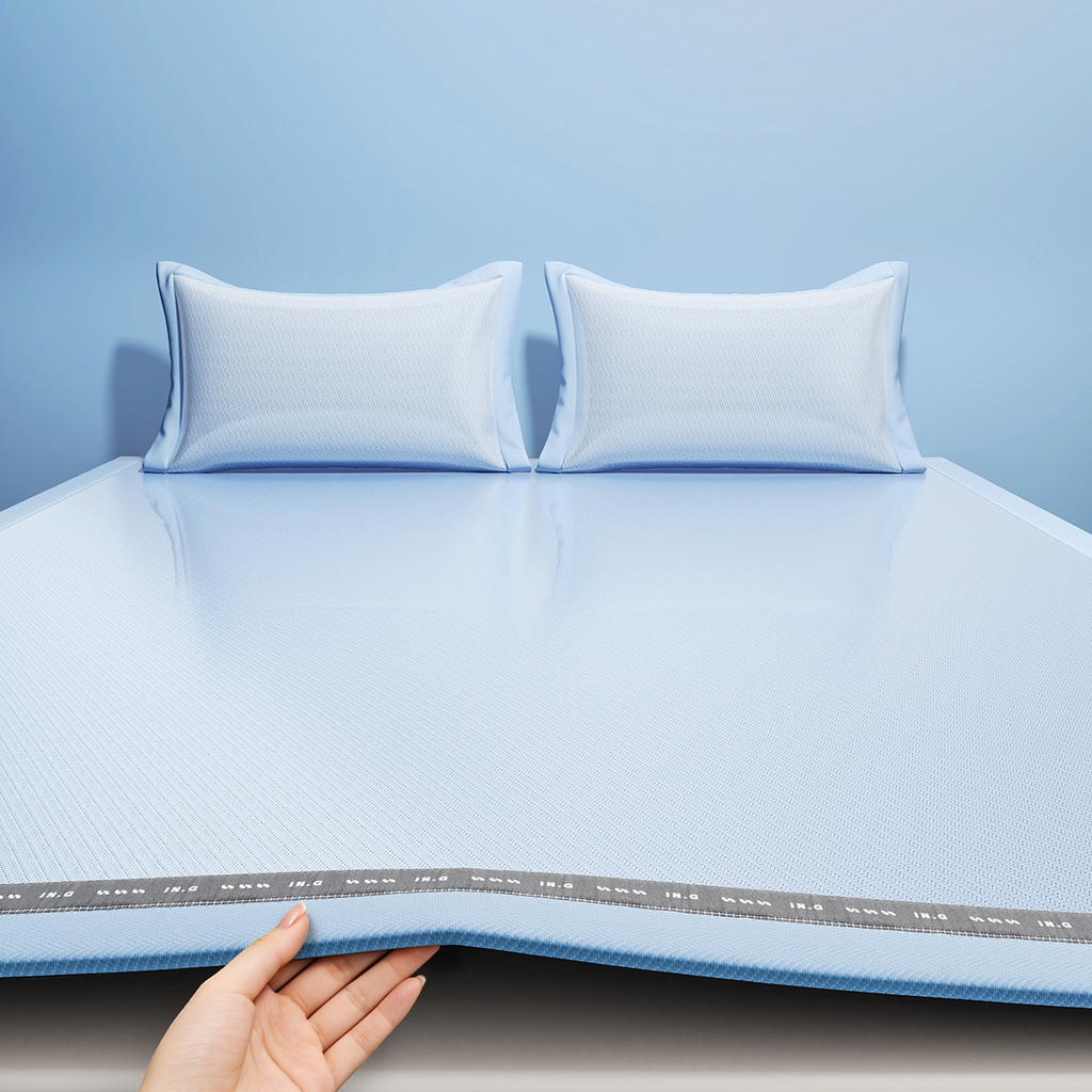 91家纺网 家纺一手货源 找家纺 印季家纺 2026新款织带款纯色凉感丝软席 蓝