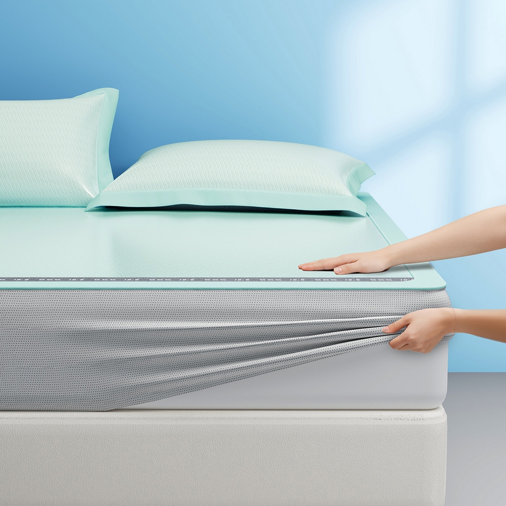 91家纺网 家纺一手货源 找家纺 印季家纺 2026新款织带款纯色凉感丝软席 绿