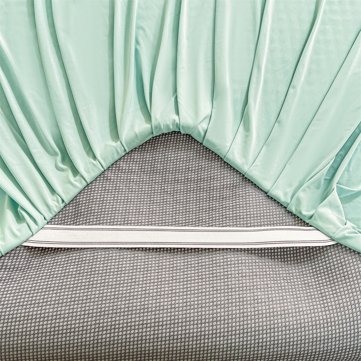 91家纺网 家纺一手货源 找家纺 雯豆家纺 2026新款A类凉感丝花边床裙款凉席席子凉席 凉感丝床裙-森林绿