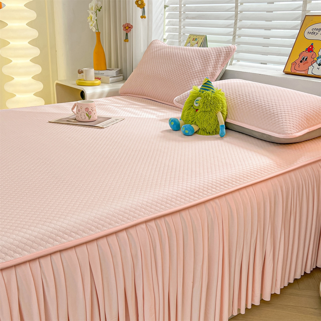 91家纺网 家纺一手货源 找家纺 雯豆家纺 2026新款A类凉感丝花边床裙款凉席席子凉席 凉感丝床裙-胭脂粉