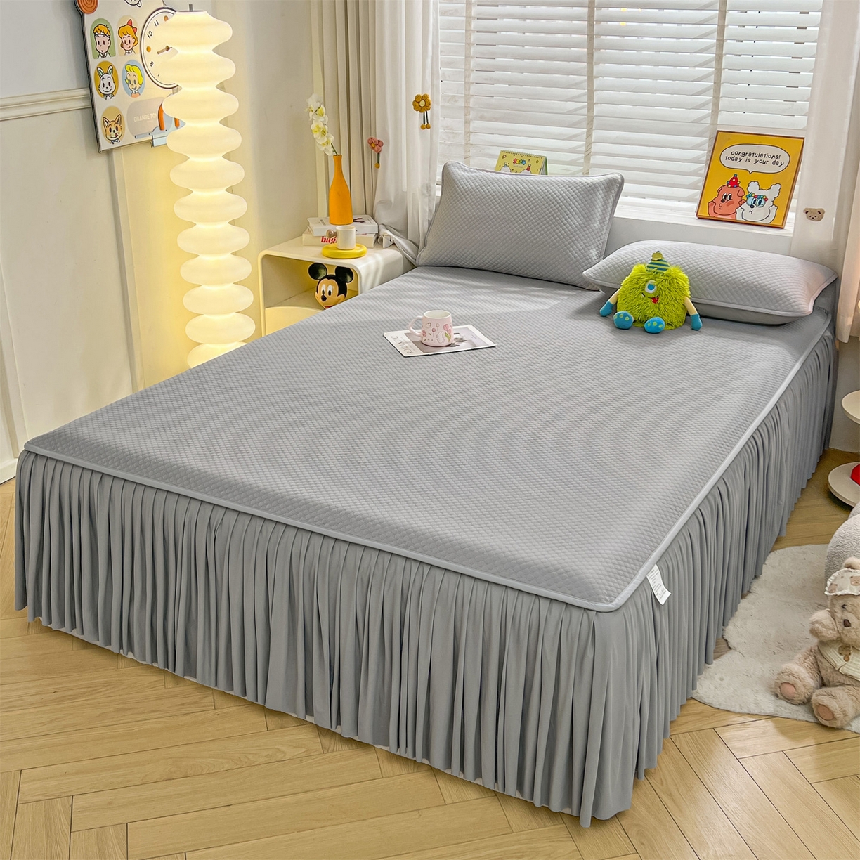 91家纺网 家纺一手货源 找家纺 雯豆家纺 2026新款A类凉感丝花边床裙款凉席席子凉席 凉感丝床裙-轻奢灰