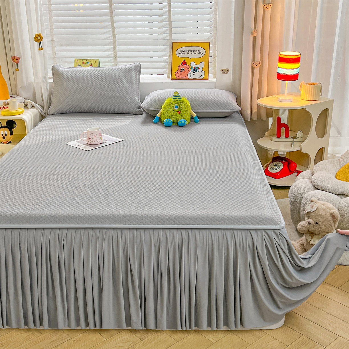 91家纺网 家纺一手货源 找家纺 雯豆家纺 2026新款A类凉感丝花边床裙款凉席席子凉席 凉感丝床裙-轻奢灰