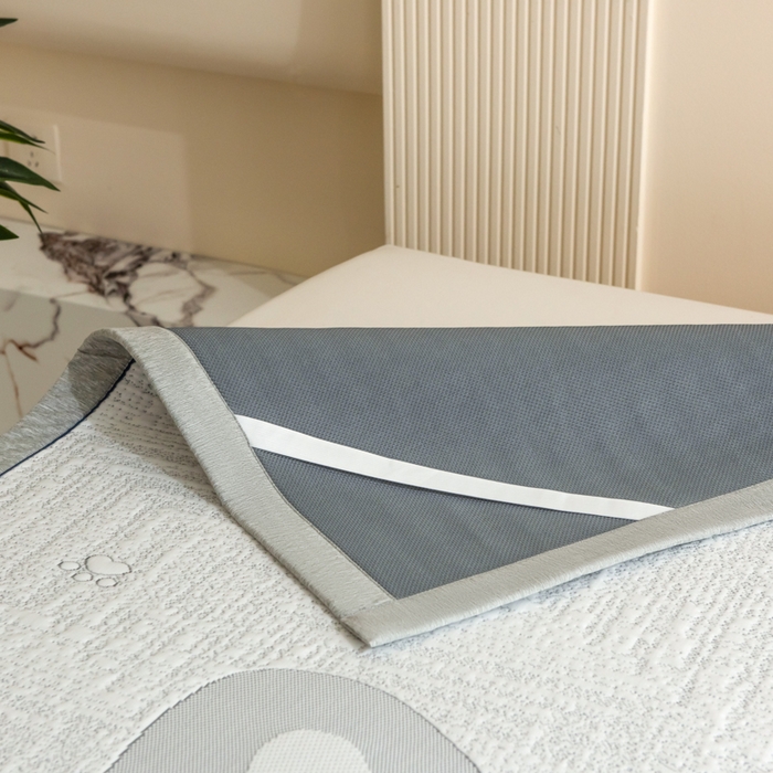 91家纺网 家纺一手货源 找家纺 印季家纺 2026新款卡通大版提花冰爽凉感丝凉席席子 雪纳瑞