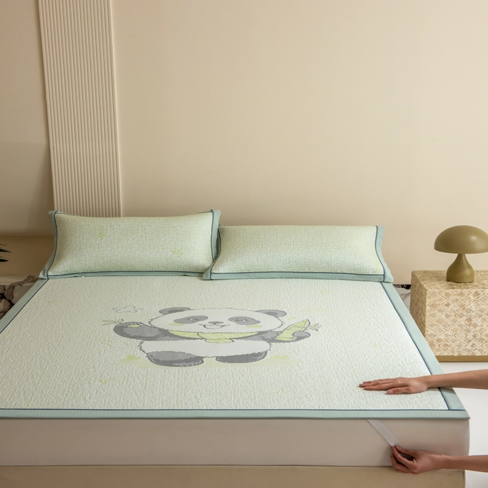 91家纺网 家纺一手货源 找家纺 印季家纺 2026新款卡通大版提花冰爽凉感丝凉席席子 大熊猫