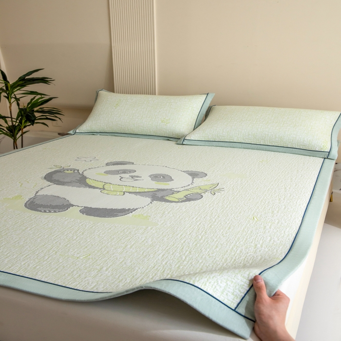 91家纺网 家纺一手货源 找家纺 印季家纺 2026新款卡通大版提花冰爽凉感丝凉席席子 大熊猫