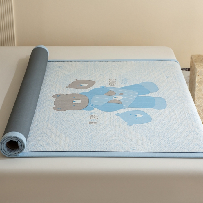 91家纺网 家纺一手货源 找家纺 印季家纺 2026新款卡通大版提花冰爽凉感丝凉席席子 熊宝宝